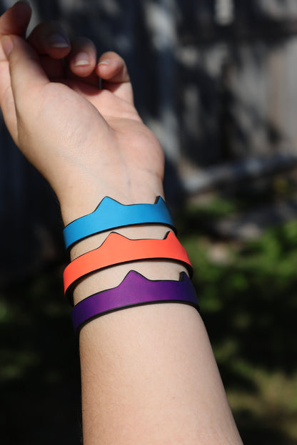 Kitten wrist band